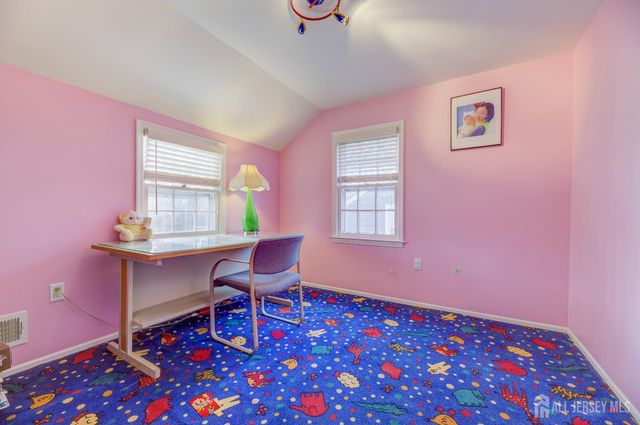 240 New York Avenue, New Brunswick, NJ 08901