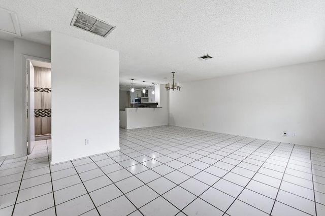 6130 Bluegrass Circle, Greenacres, FL 33463