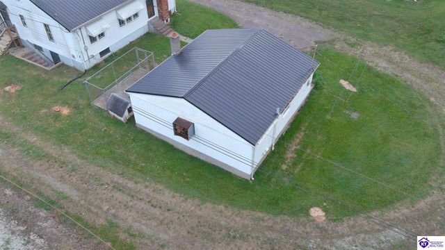 619 S Wilson Rd, Radcliff, KY 40160