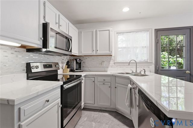14919 Featherchase Dr, Chesterfield, VA 23832