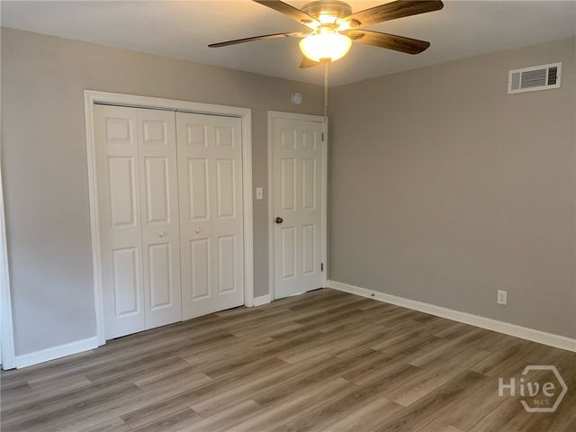 5 Berkley Place, Savannah, GA 31405