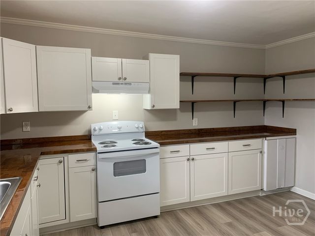 5 Berkley Place, Savannah, GA 31405