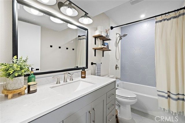 26108 Serrano Court, Lake Forest (el Toro), CA 92630