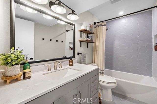 26108 Serrano Court, Lake Forest (el Toro), CA 92630