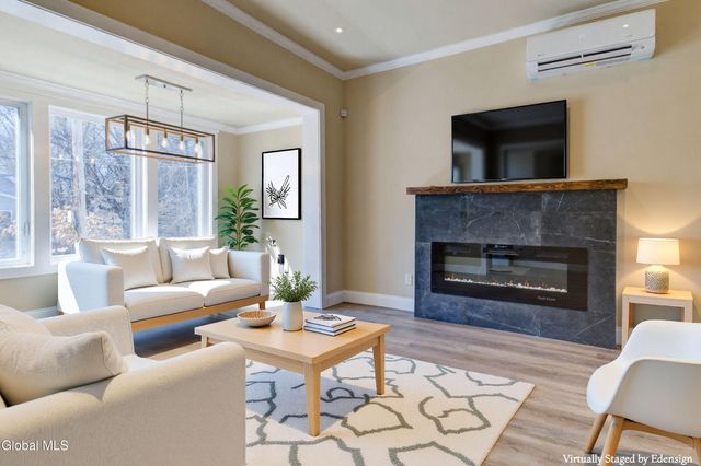 8 Sheldon Street, Schenectady, NY 12308