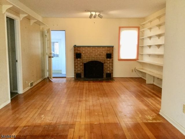 12 Sorman Ter, Randolph Twp., NJ 07869