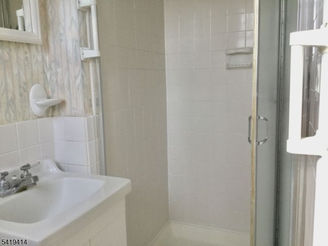 12 Sorman Ter, Randolph Twp., NJ 07869