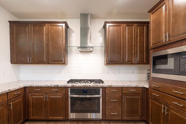 10549 Tenor Way, Elk Grove, CA 95757