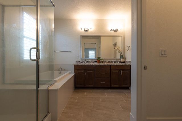 10549 Tenor Way, Elk Grove, CA 95757