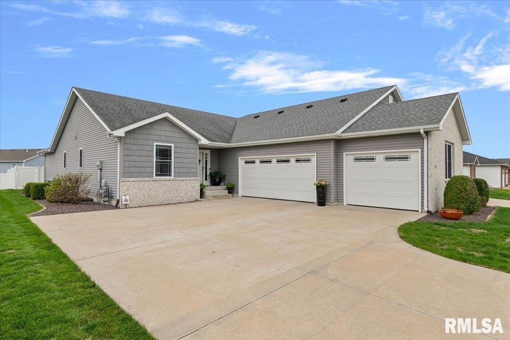 536 Karen Rose Drive, Rochester, IL 62563