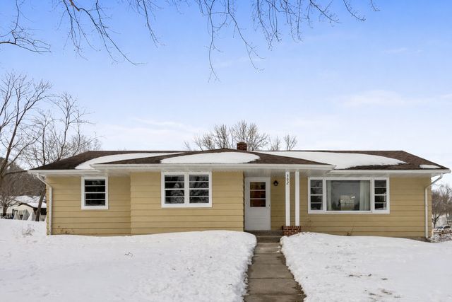 302 Fingal Drive, Alexandria, MN 56308