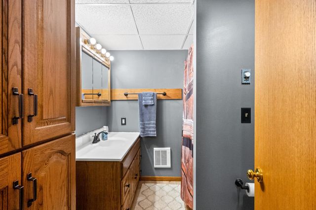 302 Fingal Drive, Alexandria, MN 56308