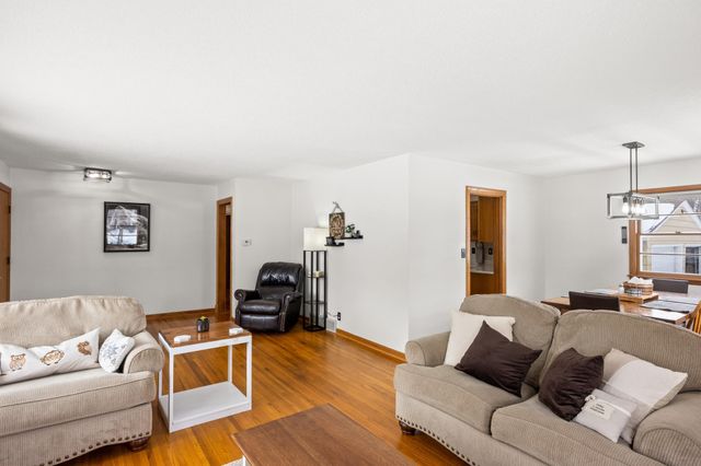 302 Fingal Drive, Alexandria, MN 56308