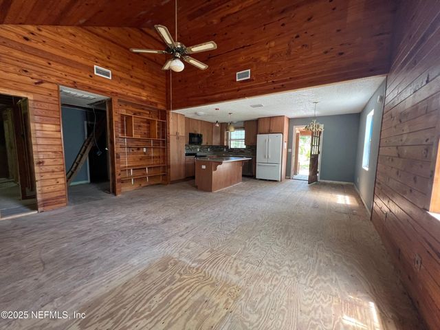 851098 US HIGHWAY 17, Yulee, FL 32097