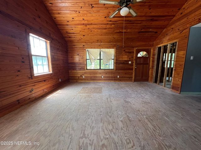 851098 US HIGHWAY 17, Yulee, FL 32097