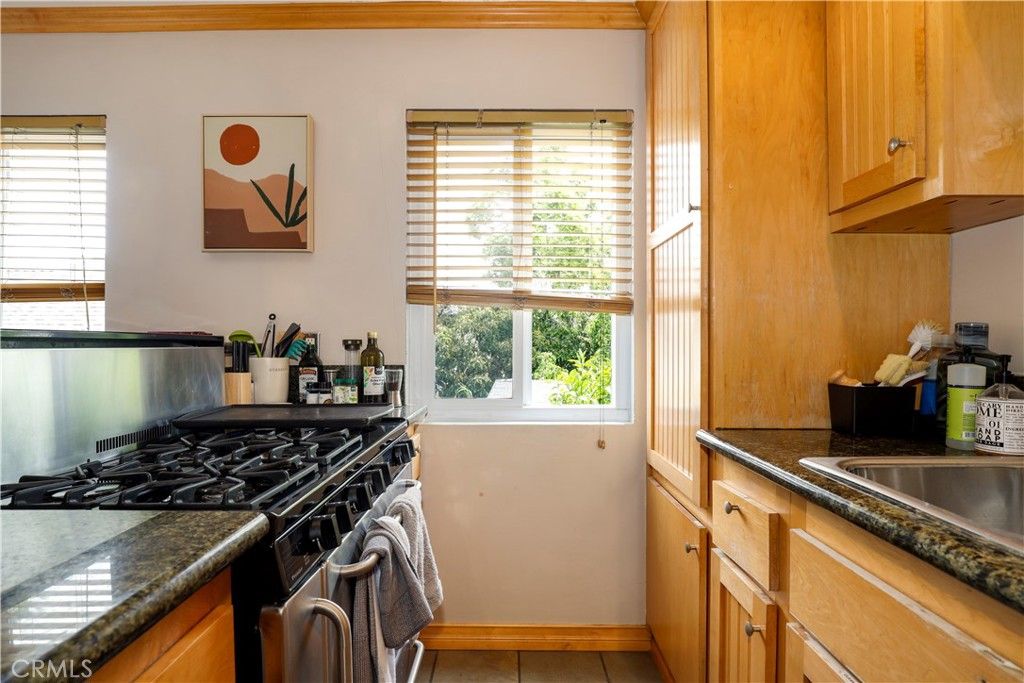 property-img