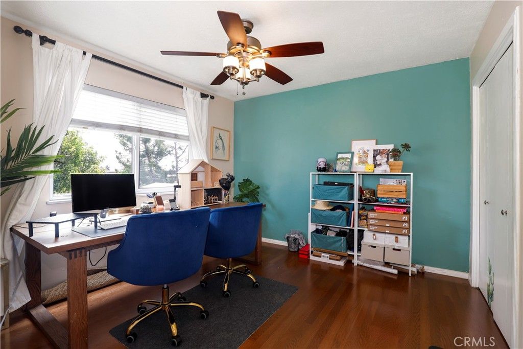 property-img