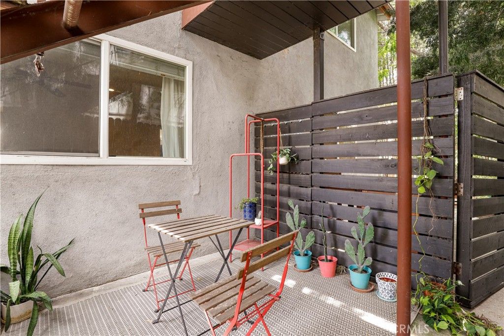 property-img