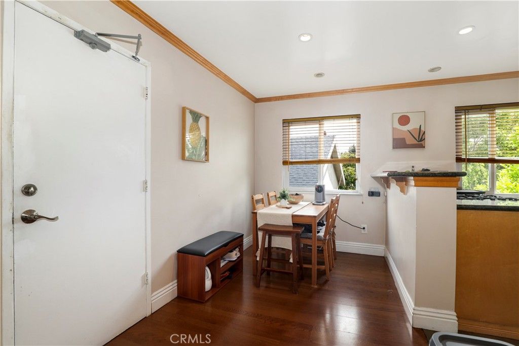 property-img