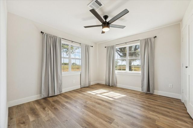 5844 Fm 949 Road, Sealy, TX 77418