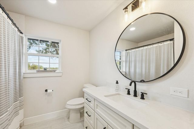 5844 Fm 949 Road, Sealy, TX 77418