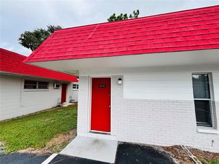 1310 N LEXINGTON COURT, Tampa, FL 33612