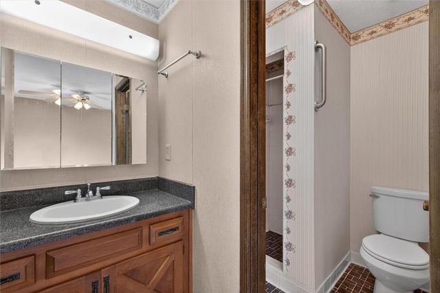 6882 Cowan Mill Rd, Winston, GA 30187