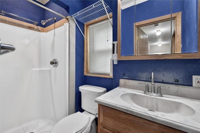 6882 Cowan Mill Rd, Winston, GA 30187