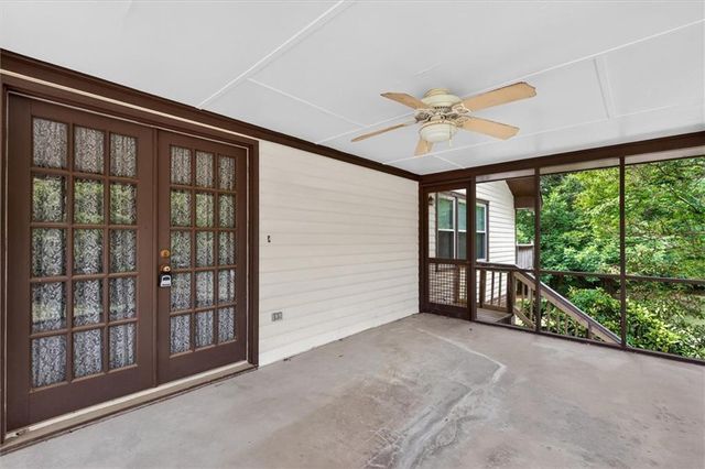 6882 Cowan Mill Rd, Winston, GA 30187