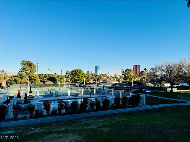 3416 Calle Del Torre, Las Vegas, NV 89102