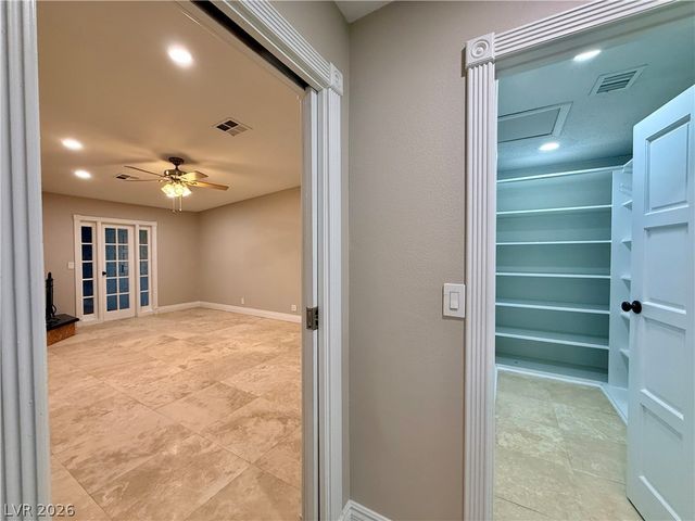 3416 Calle Del Torre, Las Vegas, NV 89102