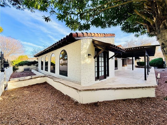 3416 Calle Del Torre, Las Vegas, NV 89102