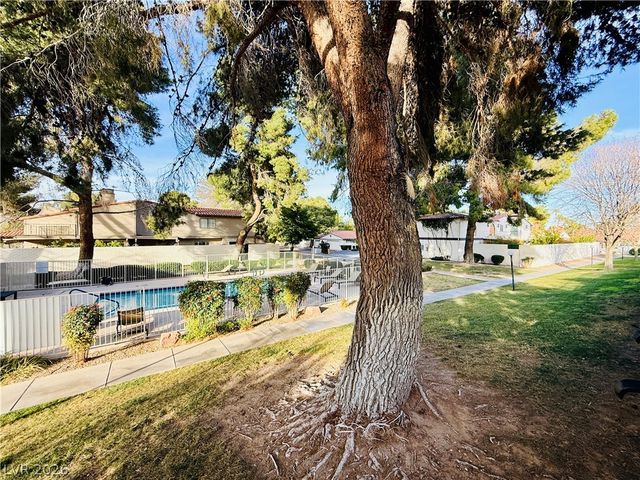 3416 Calle Del Torre, Las Vegas, NV 89102