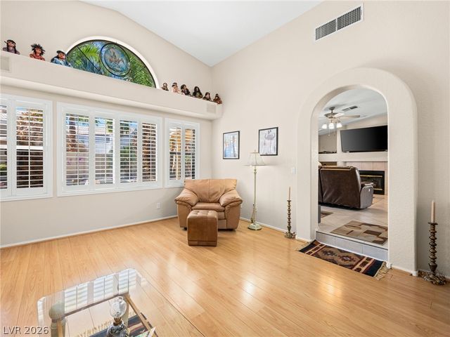 1913 Madagascar Lane, Las Vegas, NV 89117