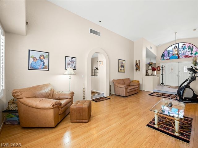 1913 Madagascar Lane, Las Vegas, NV 89117