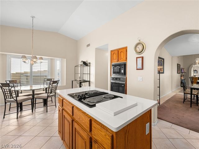 1913 Madagascar Lane, Las Vegas, NV 89117