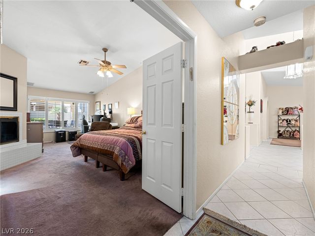 1913 Madagascar Lane, Las Vegas, NV 89117