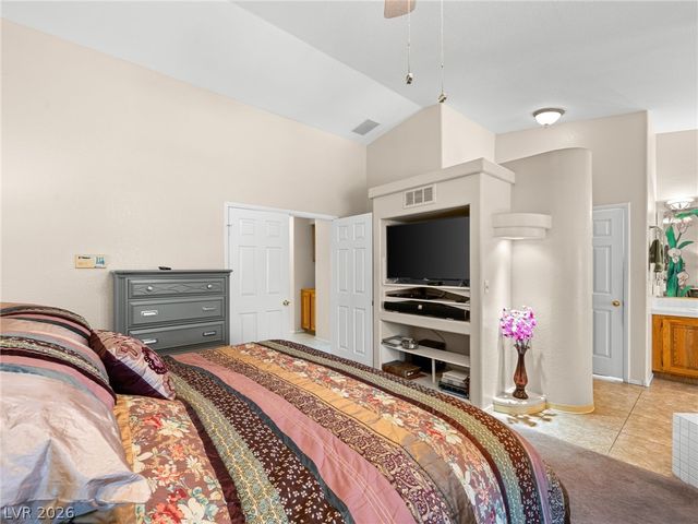 1913 Madagascar Lane, Las Vegas, NV 89117