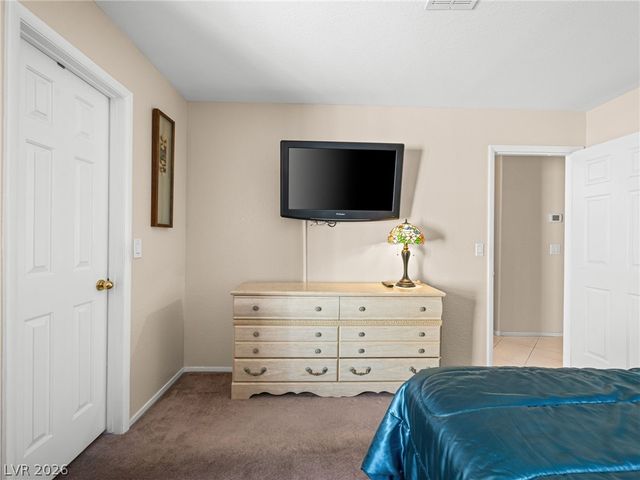 1913 Madagascar Lane, Las Vegas, NV 89117