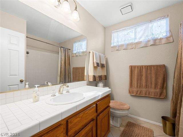 1913 Madagascar Lane, Las Vegas, NV 89117