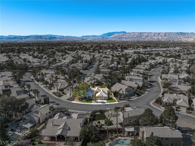 1913 Madagascar Lane, Las Vegas, NV 89117