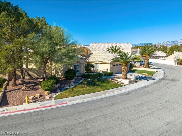 1913 Madagascar Lane, Las Vegas, NV 89117