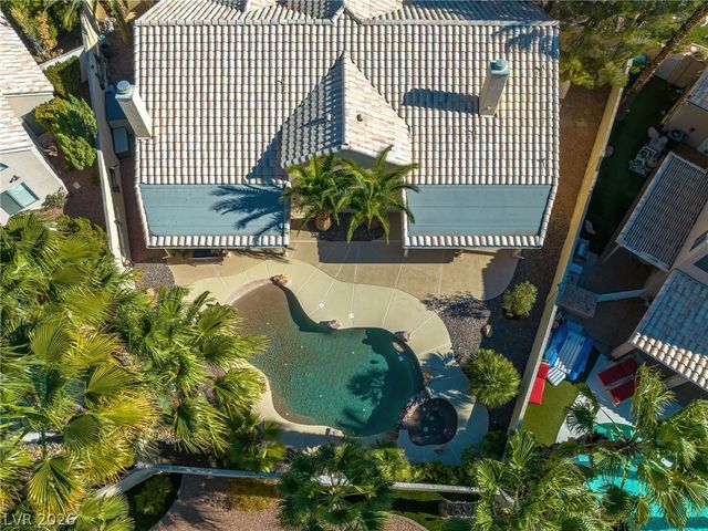 1913 Madagascar Lane, Las Vegas, NV 89117