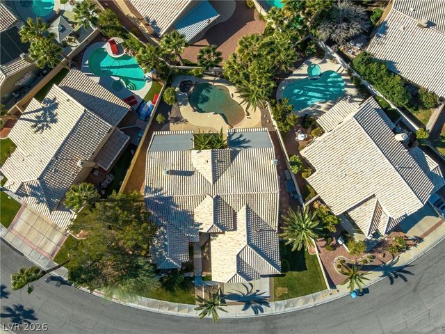 1913 Madagascar Lane, Las Vegas, NV 89117