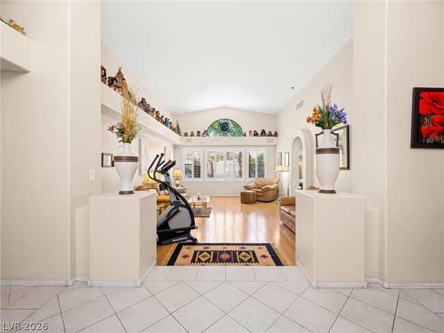 1913 Madagascar Lane, Las Vegas, NV 89117