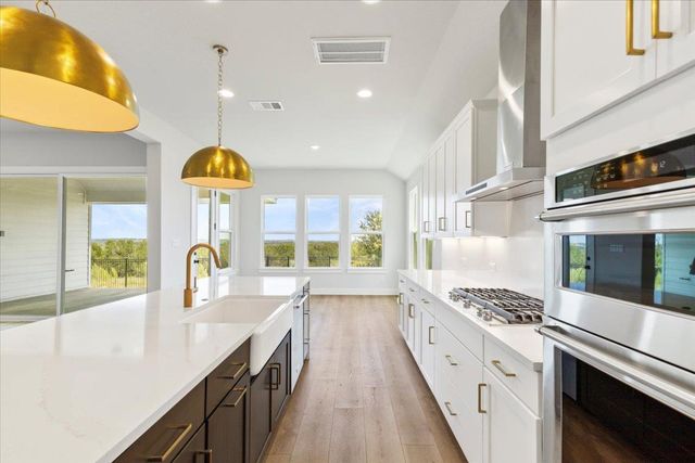 1708 Hazy Hills LOOP, Dripping Springs, TX 78620
