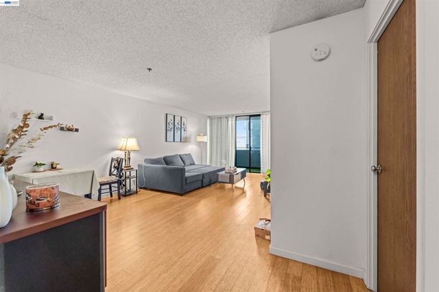 555 Pierce St 522, Albany, CA 94706
