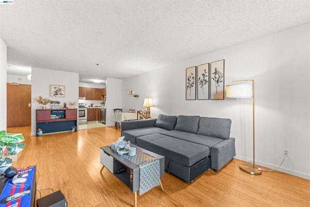 555 Pierce St 522, Albany, CA 94706