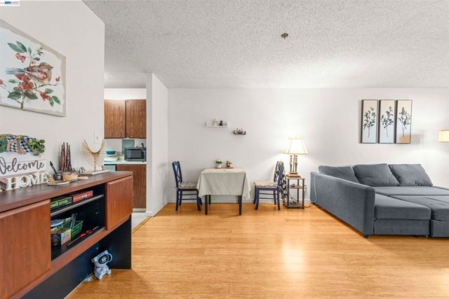 555 Pierce St 522, Albany, CA 94706