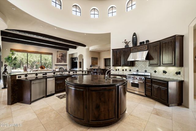 10304 E FOOTHILLS Drive, Scottsdale, AZ 85255